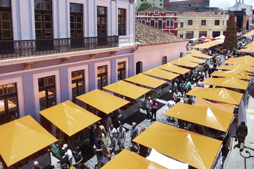 Projeto que reconhece Feira do Largo da Ordem como patrimônio do Paraná avança na Assembleia Legislativa 5 alep