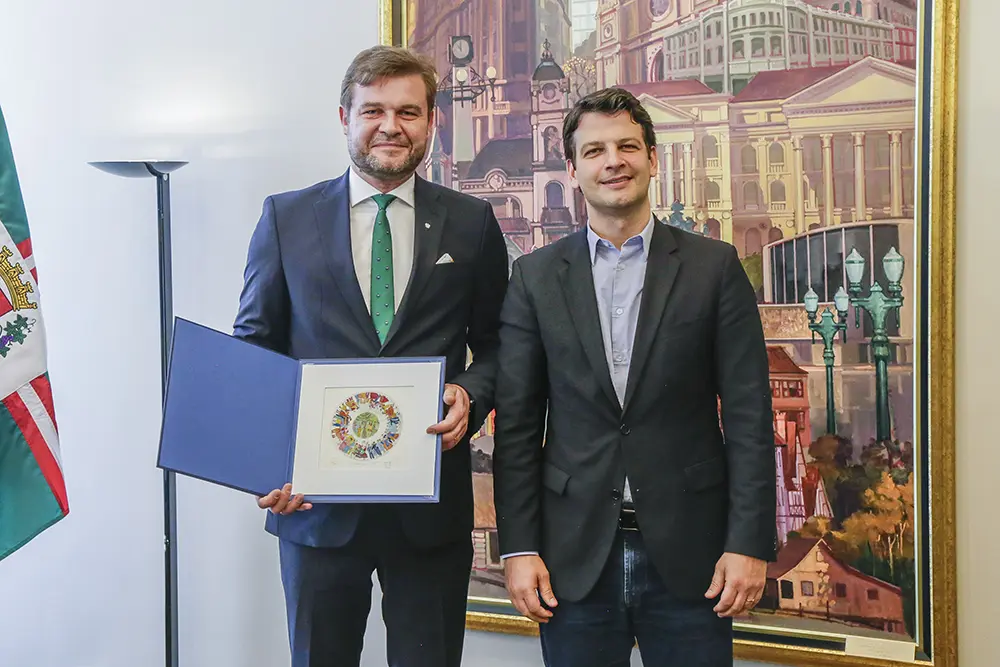 Parcerias em cultura, economia e games: Curitiba busca aprofundar relações com a Polônia 1 pimentel e consul polonia