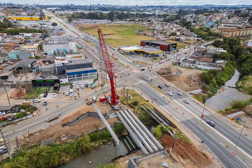Obras do novo viaduto Curitiba-Pinhais avançam com construção de pontes paralelas na Avenida Victor Ferreira do Amaral 5 ponte rio atuba