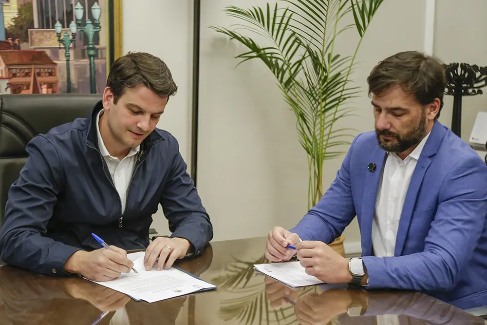 Curitiba inicia instalação de ar-condicionado em 154 escolas e CMEIs com investimento de R$ 50 milhões 4 eduardo pimentel