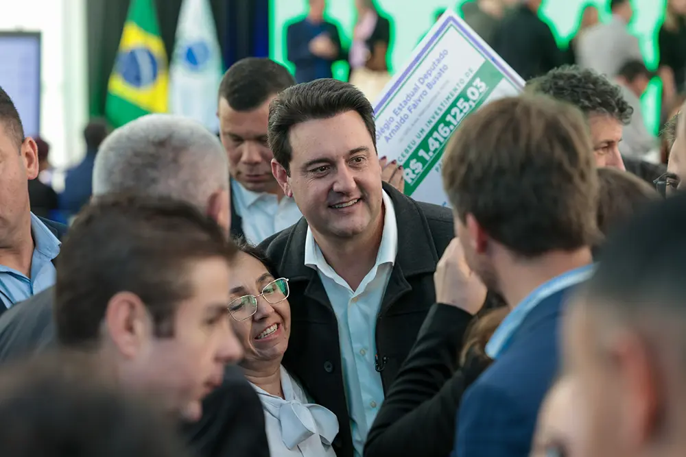 R$ 132 milhões: Paraná anuncia reforma de 94 escolas estaduais em 73 cidades 6 ratinho junior_melhorias_educacao-39_0