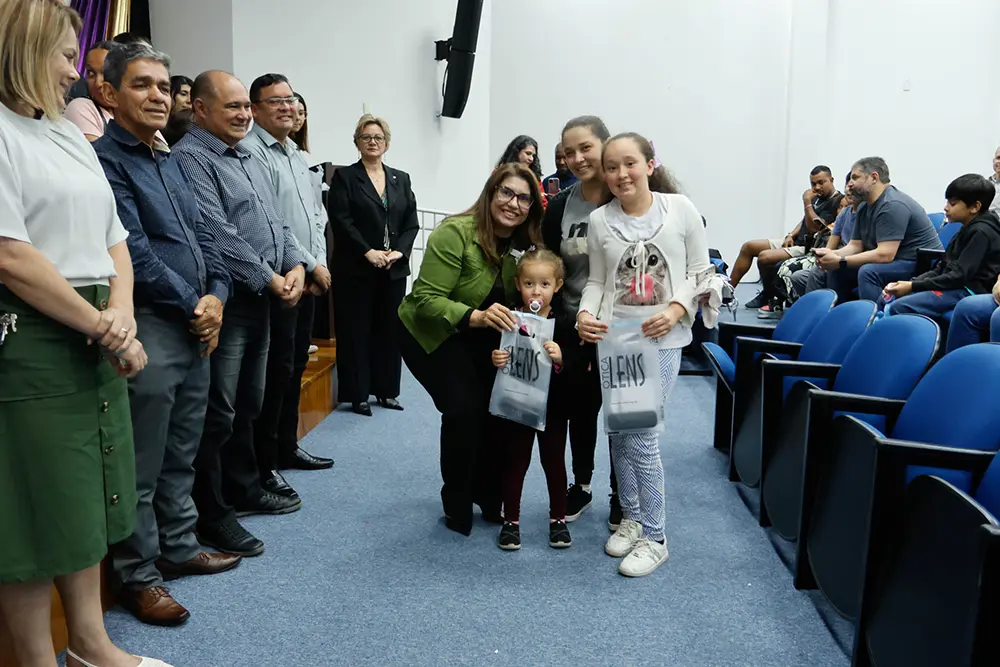 Pinhais entrega mais de 100 óculos gratuitos com Projeto Boa Visão 3 Projeto Boa visao-50