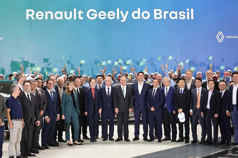 Renault e Geely investem R$ 3,8 bilhões no Paraná em novo ciclo automotivo 1 Renault e Geely