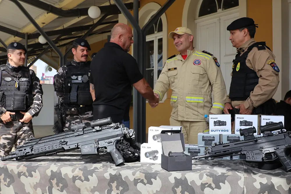 Segurança no Paraná: Campos Gerais e Centro-Sul recebem fuzis e viaturas 6 seguranca publica