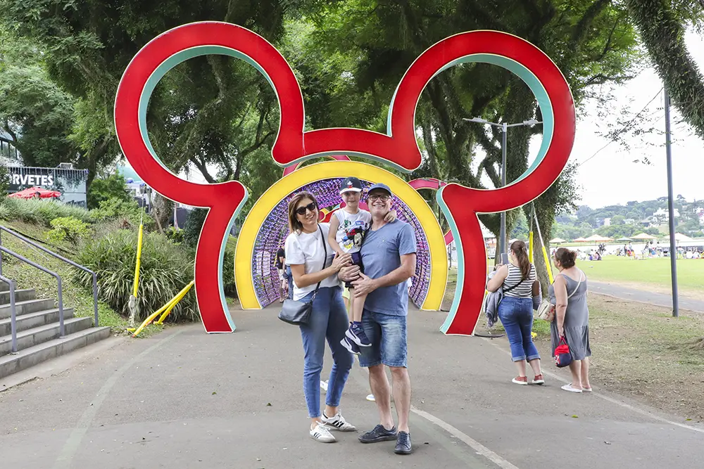 Disney no Barigui: Família Salanek vive Natal Inesquecível 2 Natal Inesquecível