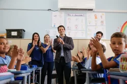 ar condicionado escolas