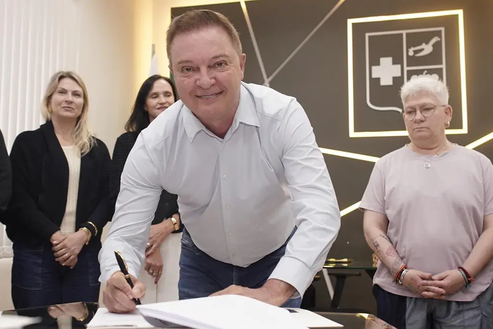 Colombo ganha Procon Municipal: Prefeito sanciona nova lei 2 colombo