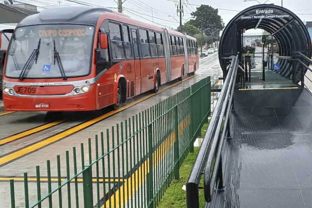Estação-tubo Teófilo Otoni é reaberta após revitalização 6 estacao tubo