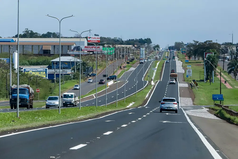 IPVA 45% mais barato: Paraná emplaca 2 carros por minuto após redução da alíquota 6 ipva