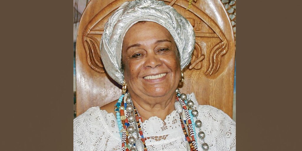 Mãe Carmen, líder Espiritual do Gantois, falece em Salvador 2 morre mae carmen ialorixa do terreiro do gantois aos 98 anos Mãe Carmen, líder Espiritual do Gantois, falece em Salvador