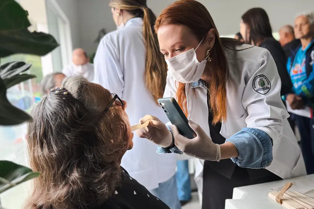 Novembro Vermelho: Idosos de Campina Grande do Sul recebem prevenção ao Câncer Bucal 3 novembro vermelho campina grande do sul