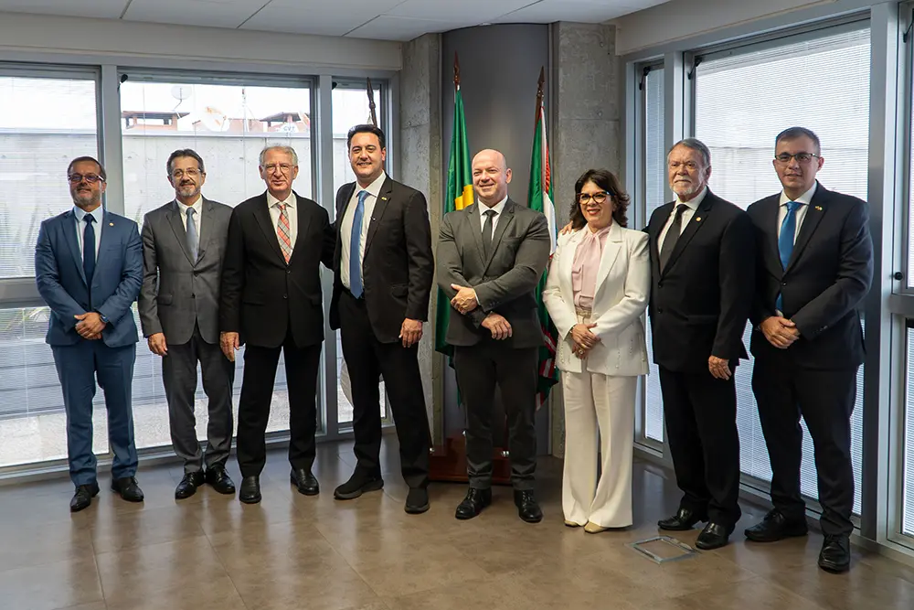 Ratinho Junior anuncia R$ 168 milhões para socioeducação 4 ratinho junior