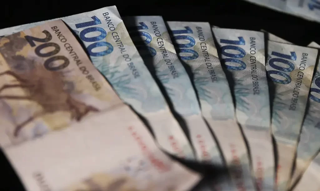 Reforma Tributária aprovada: guia completo das novas regras do IBS, ITCMD e Impactos Essenciais 4 real moedadinheiro jfcrz abr 1701220046 1 Reforma Tributária aprovada: guia completo das novas regras do IBS, ITCMD e Impactos Essenciais