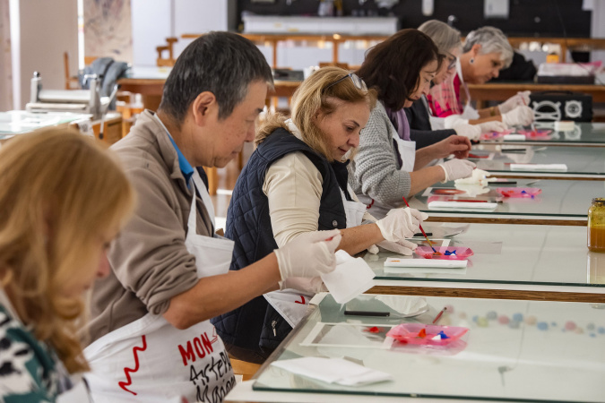 Museu Oscar Niemeyer divulga a primeira atividade do programa Arte para Maiores de 2026 5 2. apm foto kraw penas seec Museu Oscar Niemeyer divulga a primeira atividade do programa Arte para Maiores de 2026