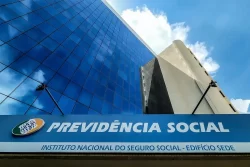 Piso previdenciário passa a ser de R$ 1.621
