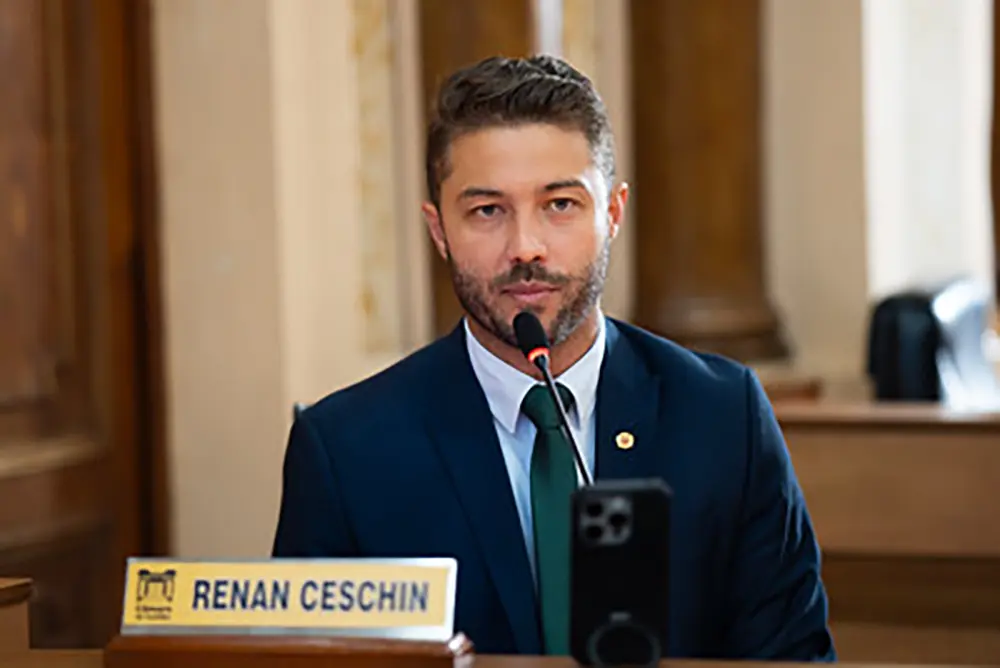 Curitiba estuda criar Disque anti-flanelinha contra extorsão 9 Renan Ceschin