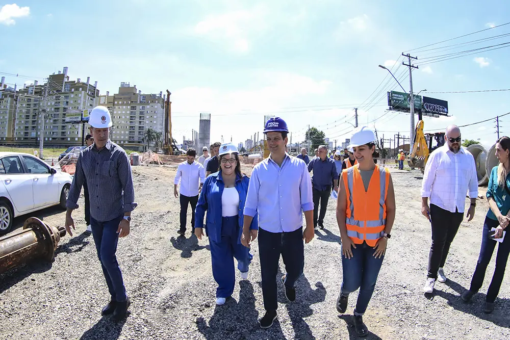 Eduardo Pimentel vistoria obras do novo viaduto Curitiba-Pinhais 2 Viaduto Curitiba-Pinhais