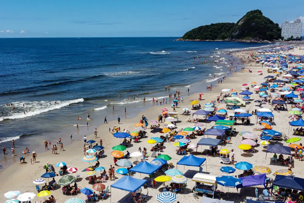 Segurança no verão: conheça as leis que protegem os veranistas no Paraná 2 praia alep