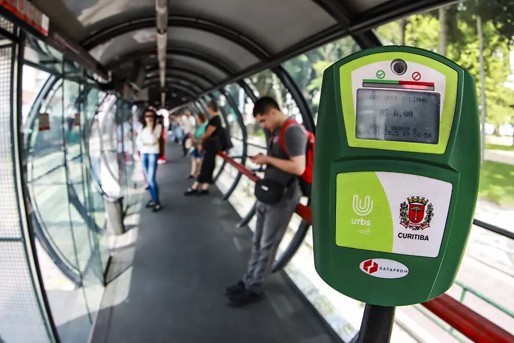 Tarifa de ônibus em Curitiba: valor de R$ 6 é mantido para 2026 1 tarifa ônibus