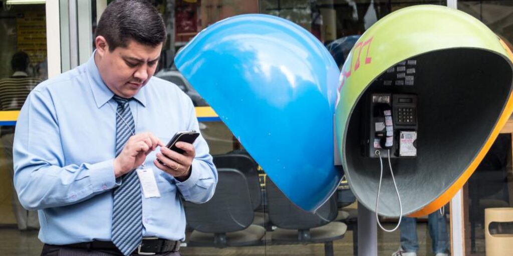 Fim dos Orelhões no Brasil: desativação completa até 2028 3 telefonia orelhao rafaelneddermeyer fotospublicas Fim dos Orelhões no Brasil: desativação completa até 2028