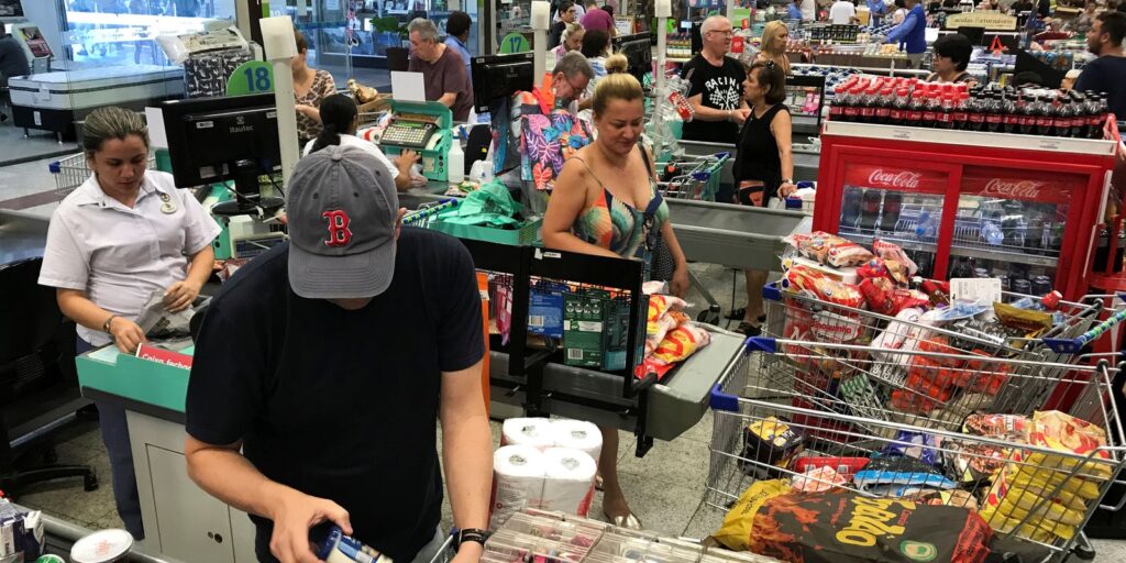 Inflação oficial de janeiro: IPCA em 0,33% e dentro da meta 7 2022 05 24t121313z 1 lynxnpei4n0kb rtroptp 4 health coronavirus brazil Inflação oficial de janeiro: IPCA em 0,33% e dentro da meta