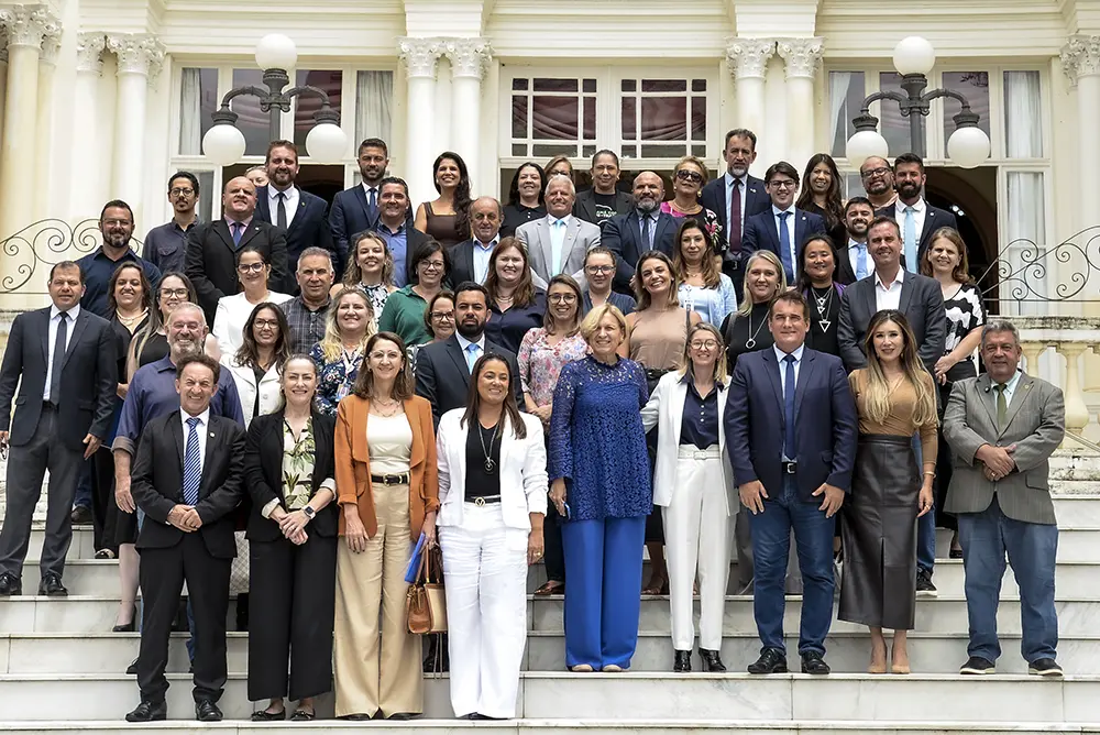 Saúde em Curitiba: novos protocolos de internação e obras 7 Prestação de contas