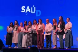 Durante o congresso, a delegação de Colombo apresentou um projeto que já apresenta resultados práticos para os usuários da rede municipal: a implantação do Núcleo Municipal de Segurança do Paciente na Atenção Primária