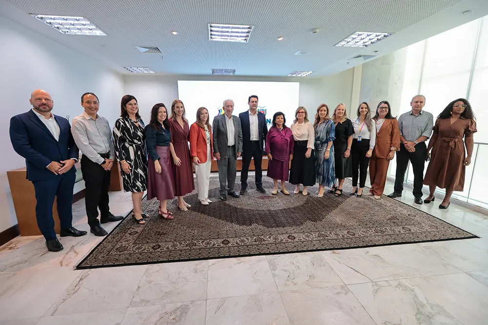 Governador Ratinho Junior articula pacto empresarial contra violência feminina 5 Governador Carlos Massa Ratinho Junior recebeu representantes do Grupo Mulheres do Brasil