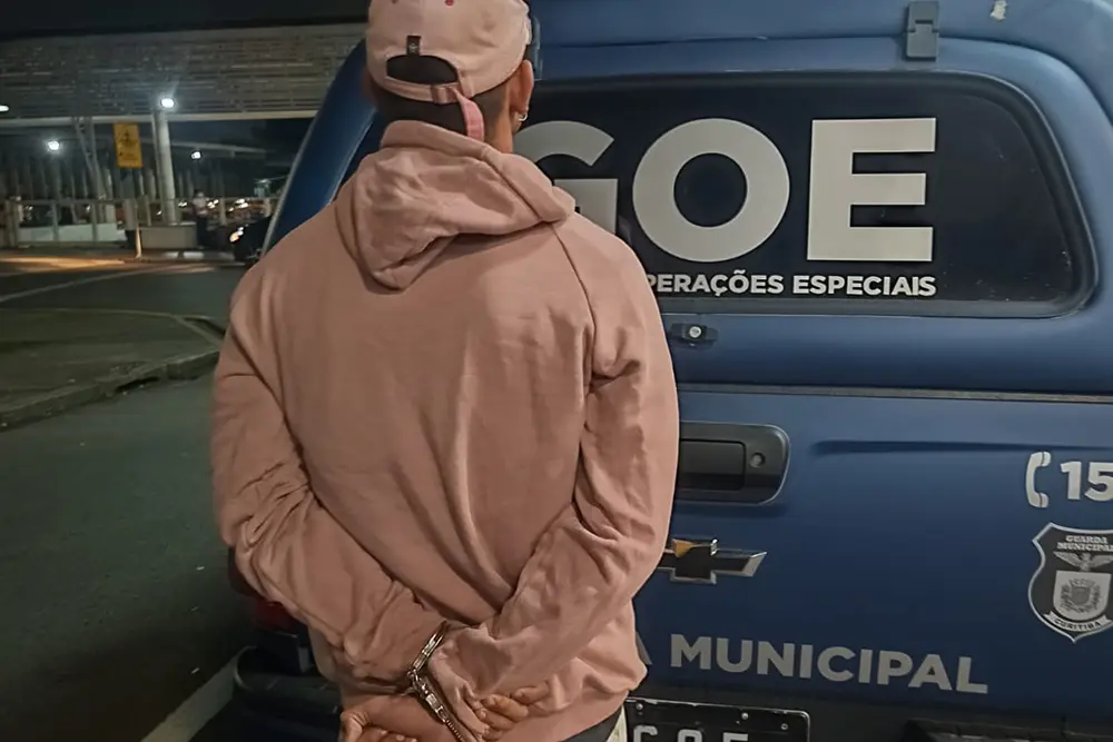 Muralha Digital de Curitiba auxilia prisão de foragidos 4 muralha digital