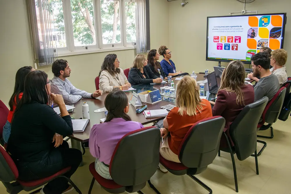 Prefeitura de Piraquara elabora raio-x para mapear vulnerabilidade social 2 O objetivo central do diagnóstico é aprofundar o conhecimento técnico sobre a realidade das famílias e dos territórios de Piraquara