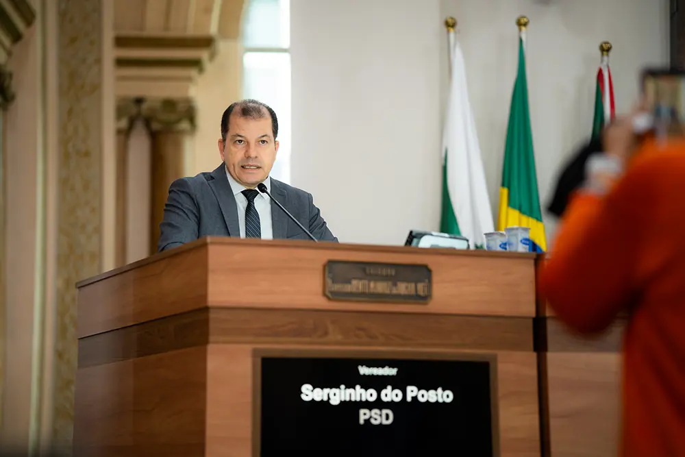 Câmara de Curitiba repercute novo secretário de Educação 5 Vereador Serginho do Posto