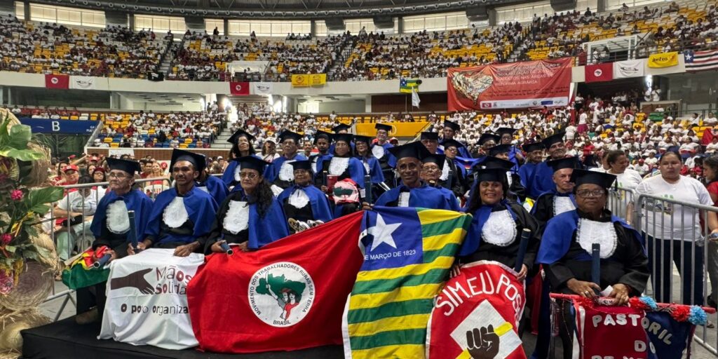 Recife celebra formatura de 30 mil adultos alfabetizados pelo MEC 4 whatsapp image 2026 03 28 at 17.28.59 Recife celebra formatura de 30 mil adultos alfabetizados pelo MEC