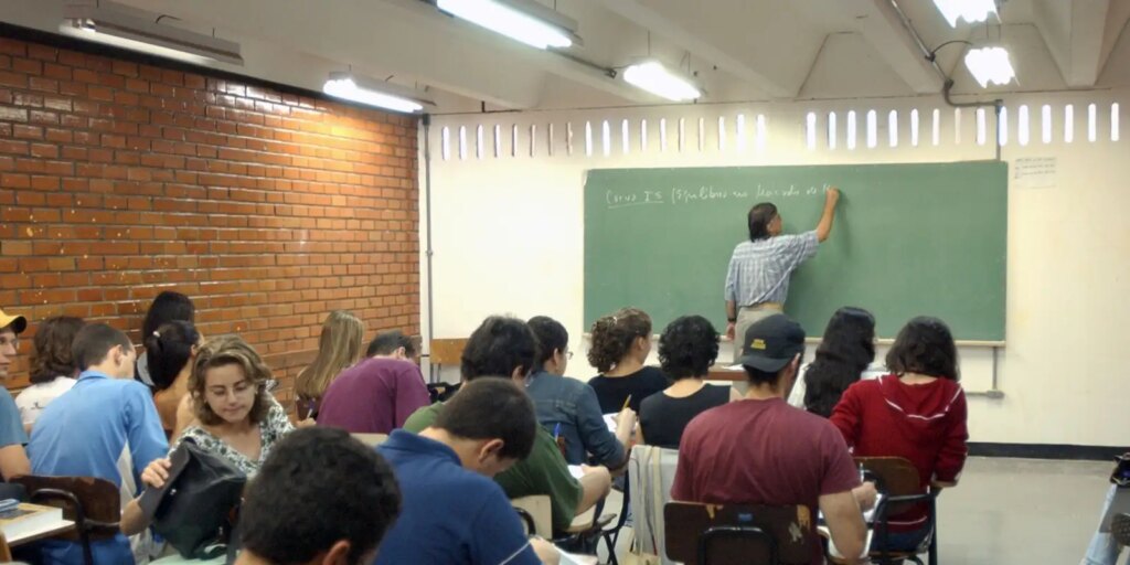 Professores EAD: desempenho insuficiente e as medidas do MEC 4 alunos enem ensin tecnico unb Professores EAD: desempenho insuficiente e as medidas do MEC
