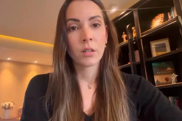 Delegada Mariana Coelho