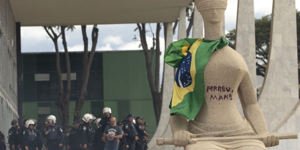 Moraes nega revisão de pena para Débora do Batom 7 ja08717 0 Moraes nega revisão de pena para Débora do Batom