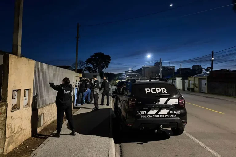 Aparelhos eletrônicos foram apreendidos e seguem para perícia técnica