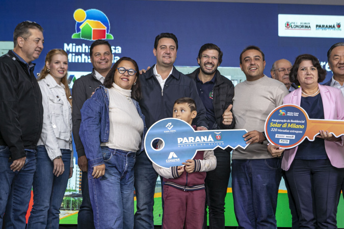 Londrina: Ratinho Junior Entrega 320 Residências com Subsídio Estadual 3 residencial londrina foto rdziura 8947 Londrina: Ratinho Junior Entrega 320 Residências com Subsídio Estadual