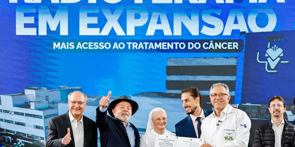 55353600261 84335c5db8 o Radioterapia no SUS: Novos equipamentos ampliam acesso e tratamento