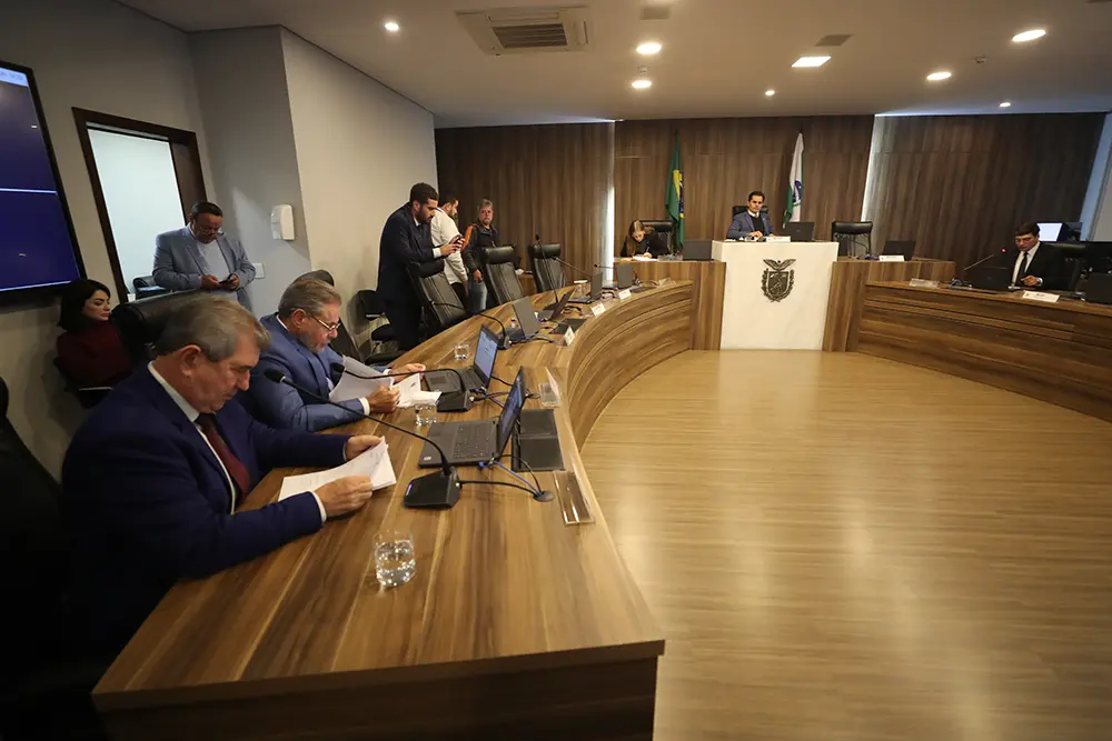 Audiência pública reuniu deputados, forças de segurança e representantes do setor de eventos no Plenarinho da Alep