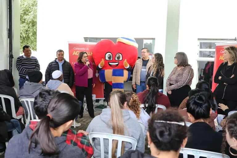 Durante o evento, a prefeita Rosa Maria reforçou a importância do engajamento comunitário na iniciativa