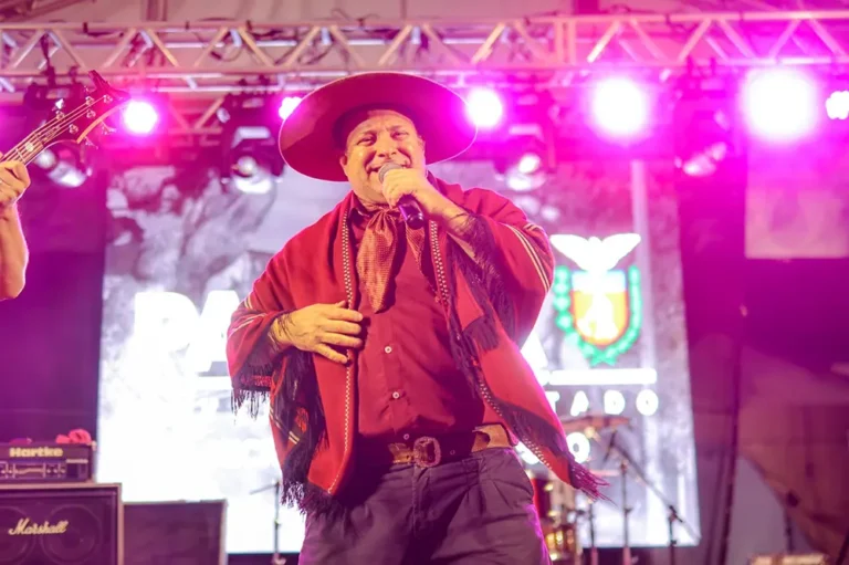 Apresentações musicais regionais e nacionais fizeram parte da programação especial
