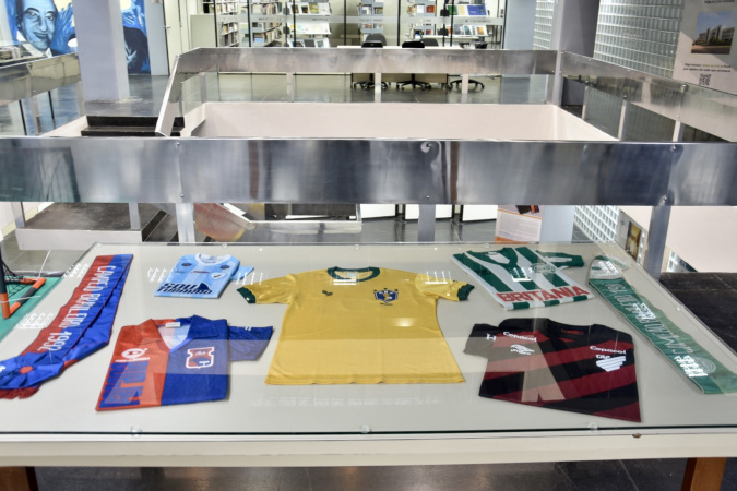 História do futebol paranaense: exposição no Arquivo Público 1 img 9919.jpg História do futebol paranaense: exposição no Arquivo Público