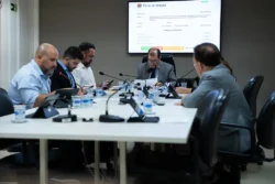 Comissão de Economia da Câmara Municipal de Curitiba é composta por nove vereadores e fiscaliza a aplicação dos recursos do município