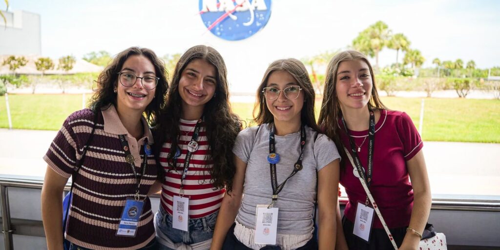 Alunas brasileiras vencem concurso internacional com projeto de câncer de mama na ISS 2 captura de tela 2026 07 08 as 16.57.58 Alunas brasileiras vencem concurso internacional com projeto de câncer de mama na ISS