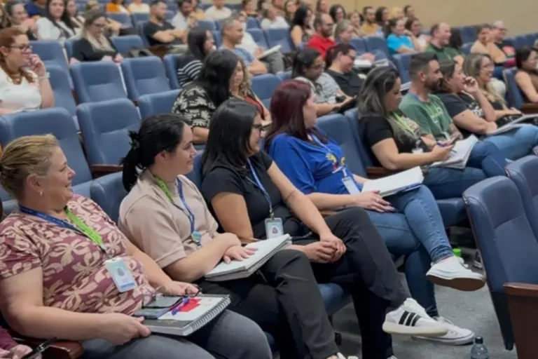 A rede municipal alcançou resultado histórico no Índice de Desenvolvimento da Educação Básica, registrando nota 5,9, a maior pontuação desde o início da série histórica em 2005 e um crescimento de 0,6 ponto em relação ao ciclo anterior