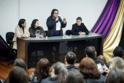 O evento, que ocorreu na sede da Secretaria de Educação, em Pinhais, contou com a presença da prefeita Rosa Maria e reuniu 130 profissionais