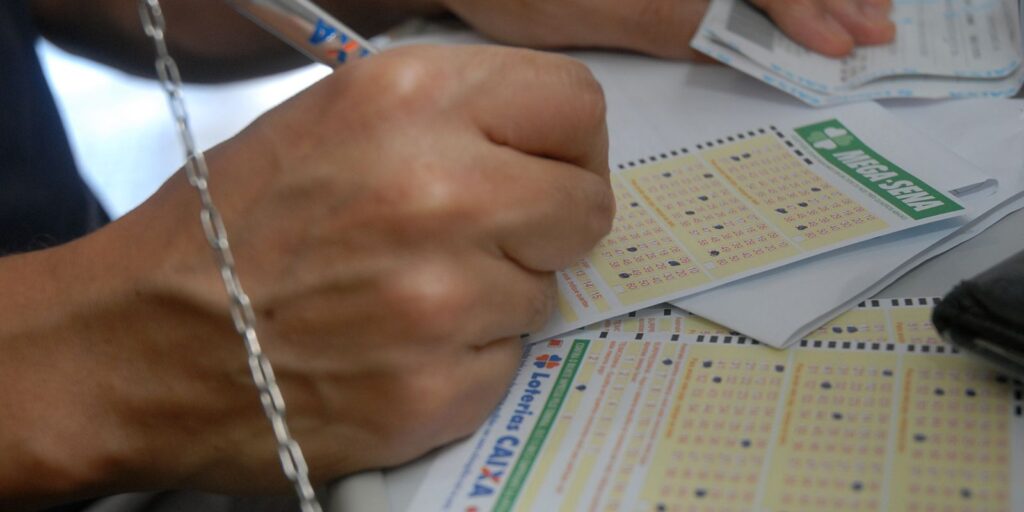 adsc 0018 Mega-Sena acumula R$ 41 milhões: veja os números e como apostar