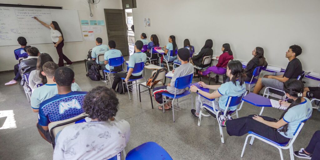 PISA 2025: Brasil reduz diferença e Apresenta Avanços Educacionais 4 img 7267.jpg 0 PISA 2025: Brasil reduz diferença e Apresenta Avanços Educacionais