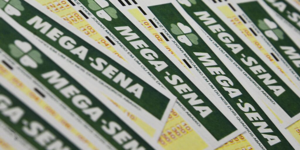 mega sena mcajr abr 2904223680 Mega-Sena Acumulada: R$ 70 milhões no próximo sorteio