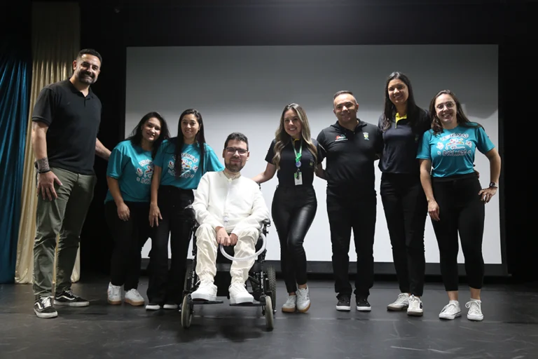 Participantes debateram acessibilidade e práticas pedagógicas durante o 2.º Encontro Conectar para Incluir